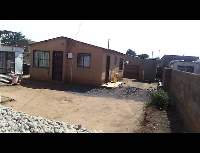 2 BEDROOM HOUSE FOR SALE IN DRIEZIEK